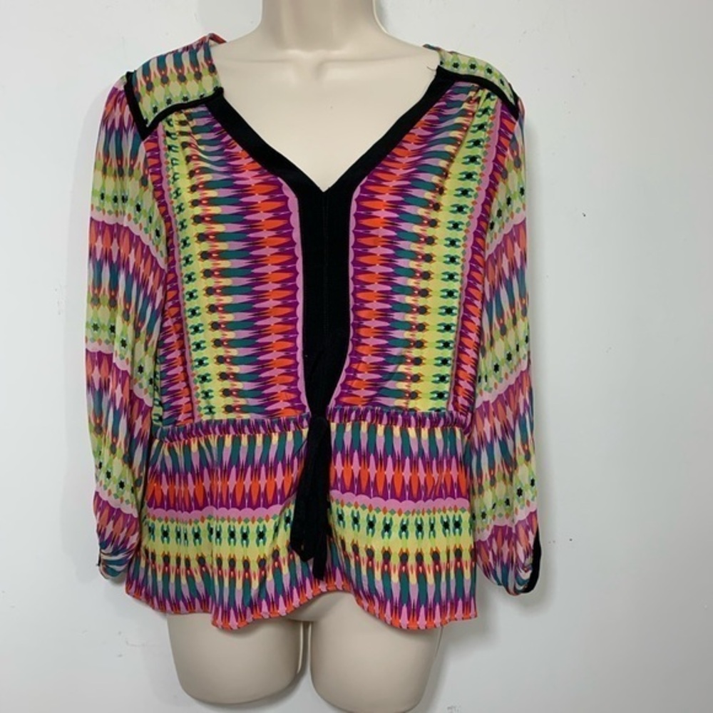 Nanette Lepore Size 6 Silk Geometric Print Blouse